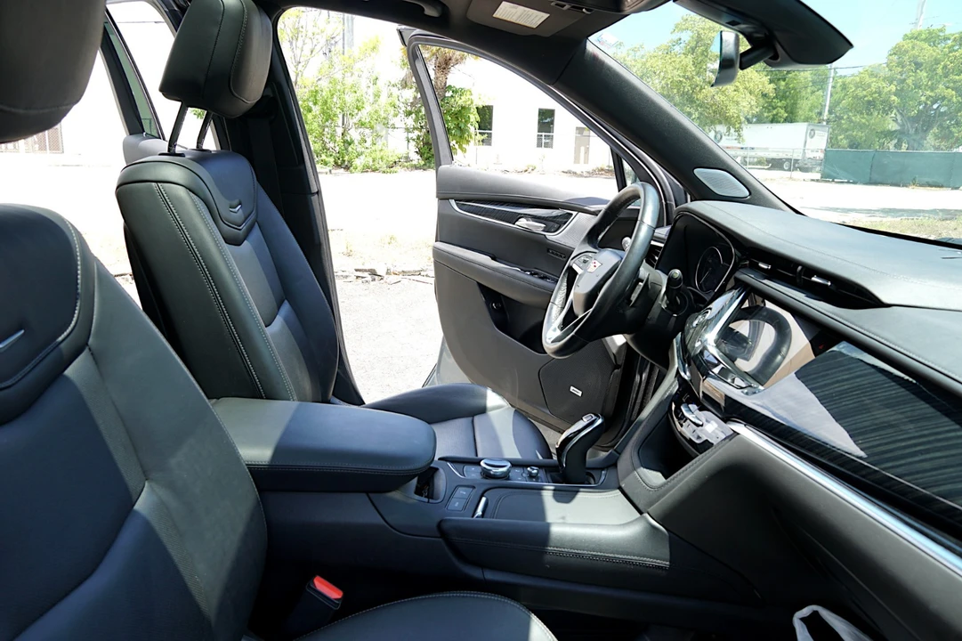 2023 Cadillac XT6 - Image 22 of 29