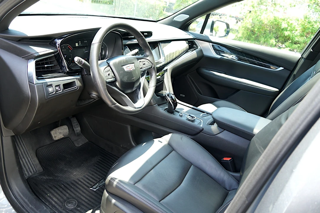 2023 Cadillac XT6 - Image 14 of 29