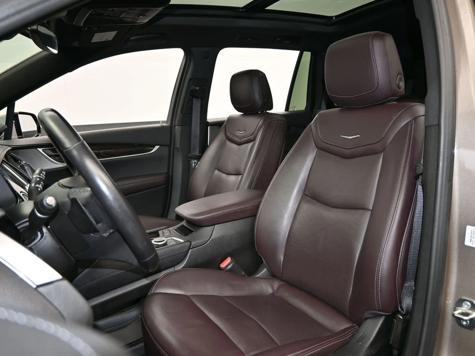 2023 Cadillac XT6 - Image 10 of 12