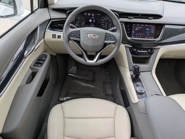 2023 Cadillac XT6 - Image 12 of 21