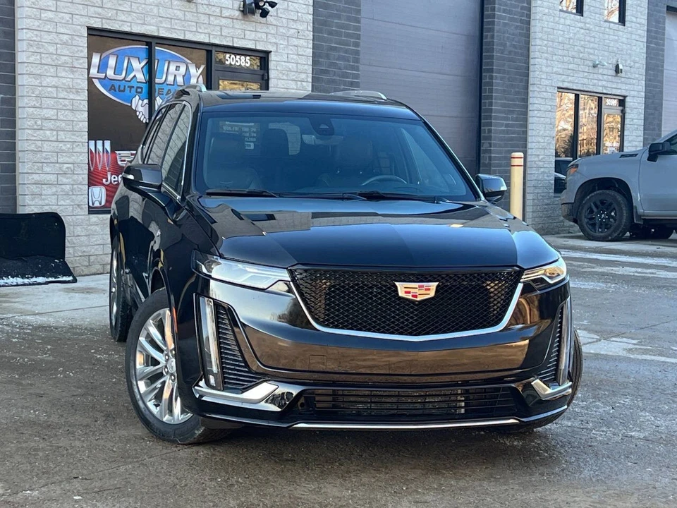 2023 Cadillac XT6 - Image 2 of 21