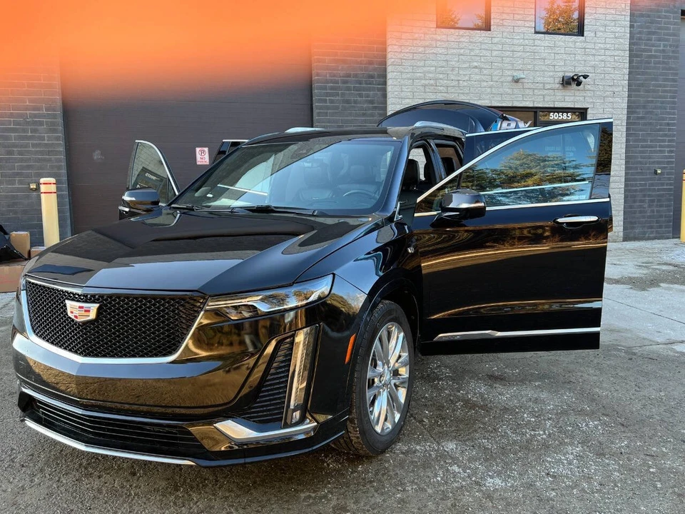 2023 Cadillac XT6 - Image 14 of 21