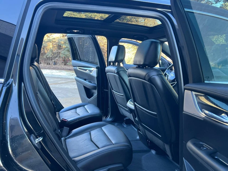 2023 Cadillac XT6 - Image 18 of 21