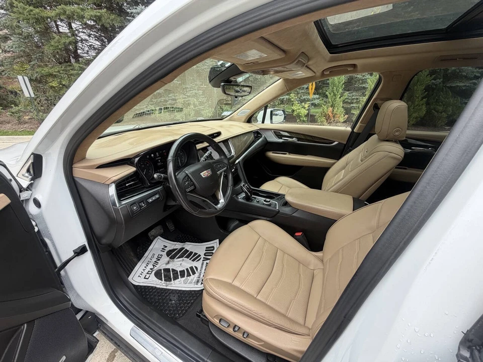 2023 Cadillac XT6 - Image 10 of 25