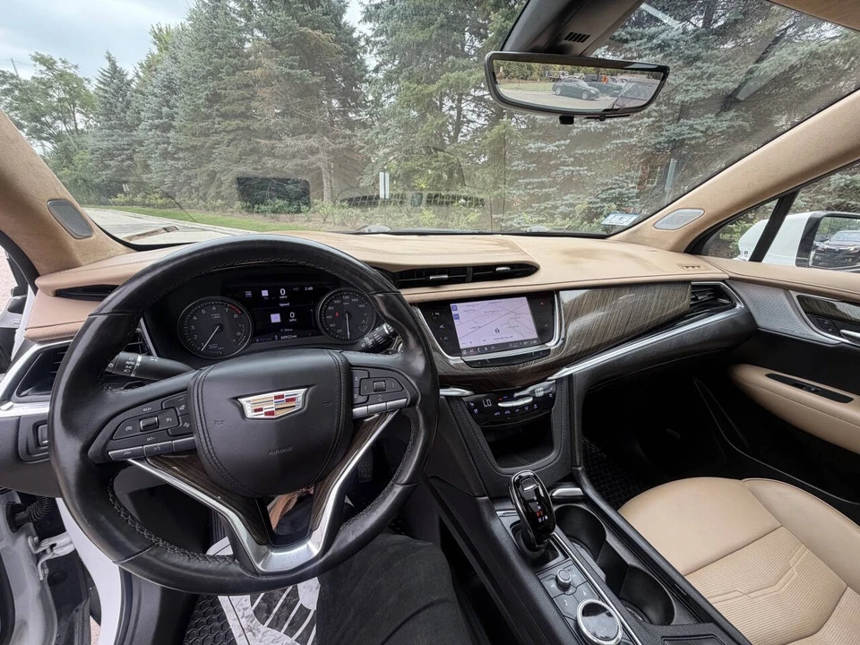 2023 Cadillac XT6 - Image 23 of 25