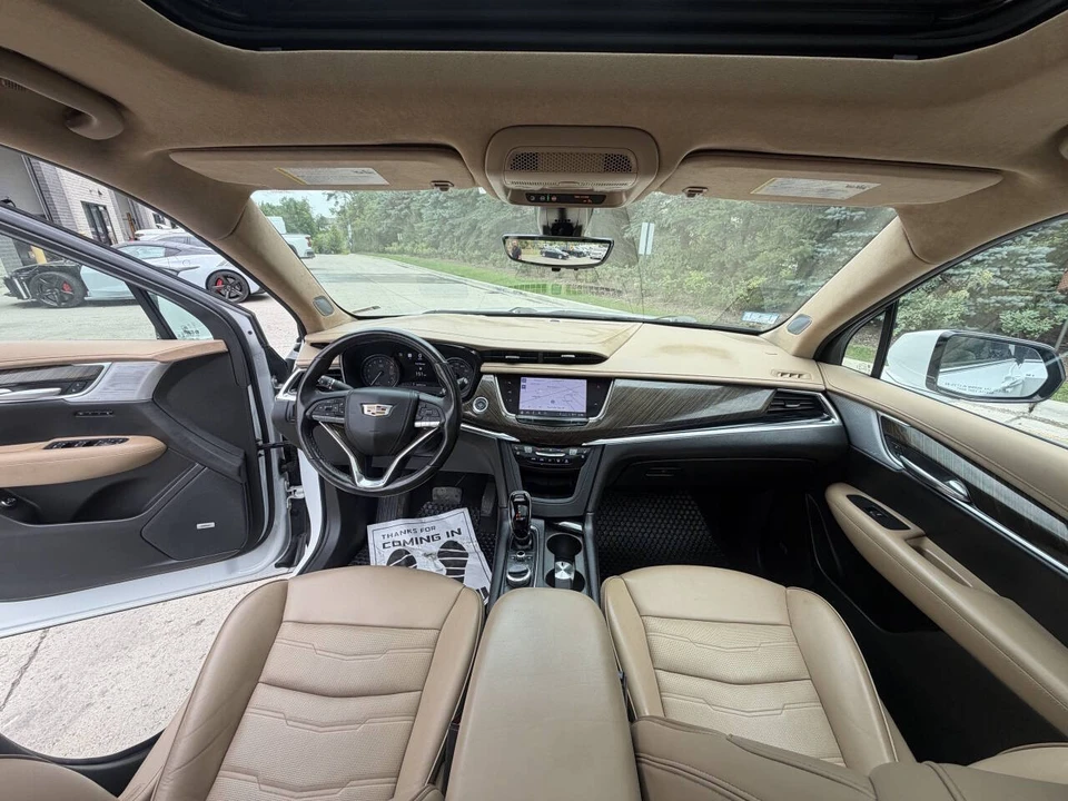 2023 Cadillac XT6 - Image 20 of 25
