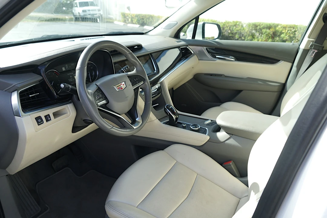 2023 Cadillac XT6 - Image 14 of 29