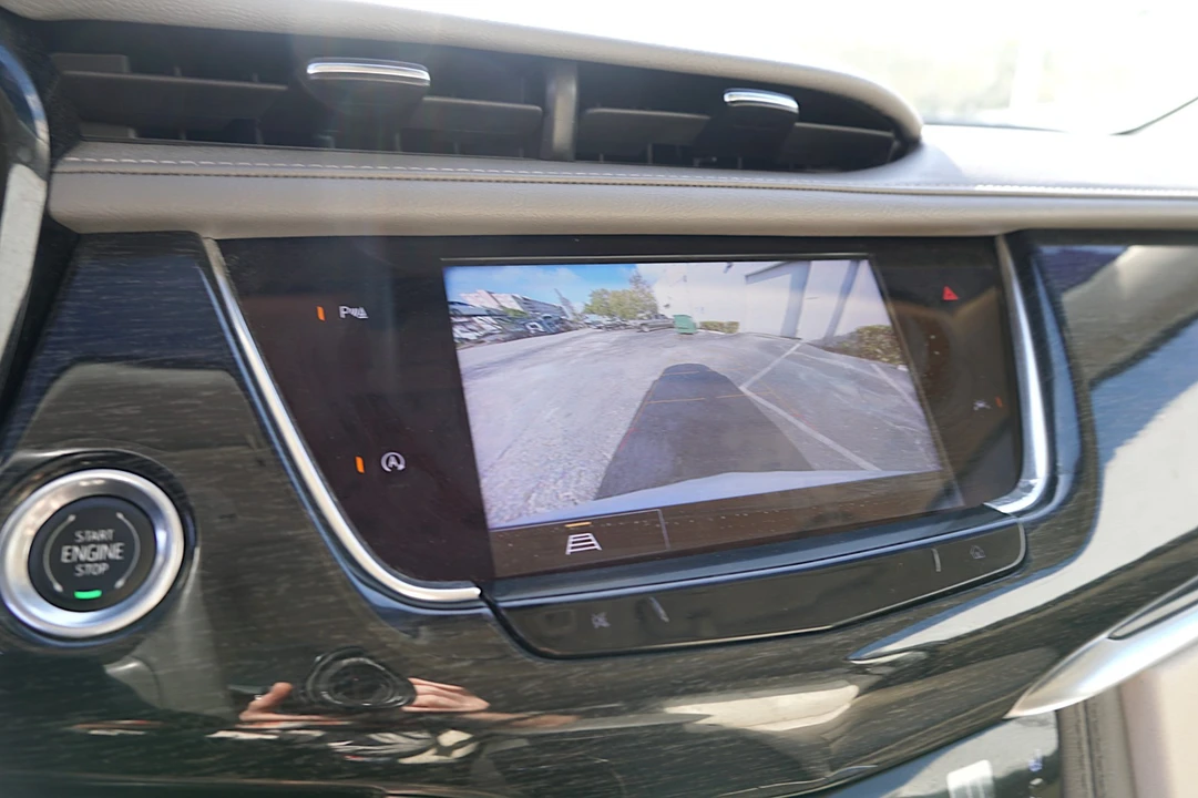 2023 Cadillac XT6 - Image 25 of 29