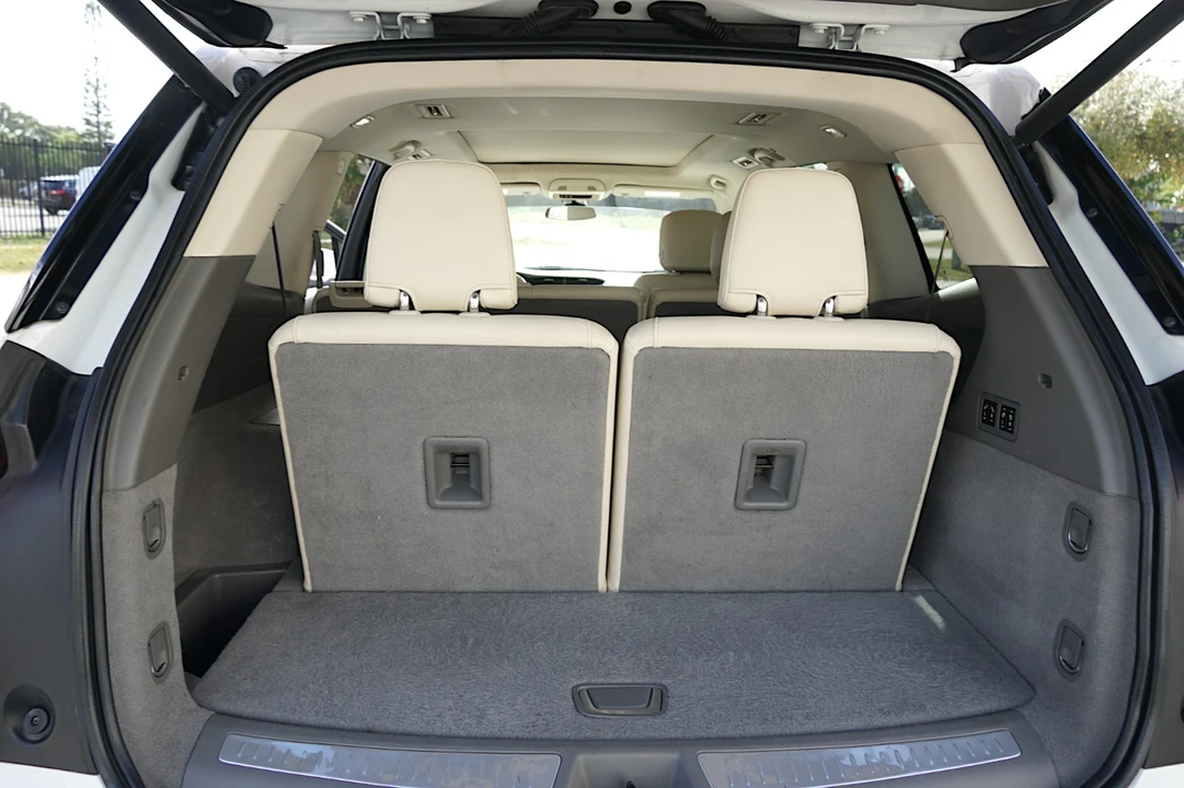 2023 Cadillac XT6 - Image 21 of 29