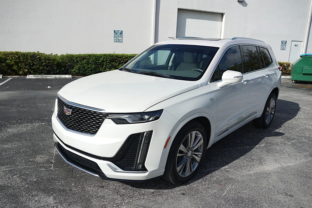 2023 Cadillac XT6 - Image 13 of 29
