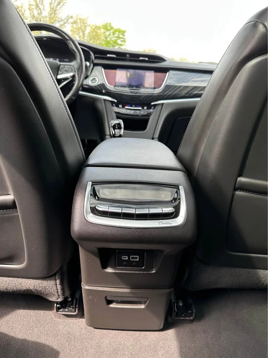 2023 Cadillac XT6 - Image 16 of 20