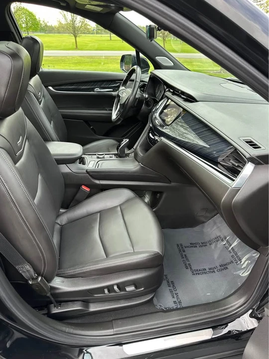 2023 Cadillac XT6 - Image 15 of 20