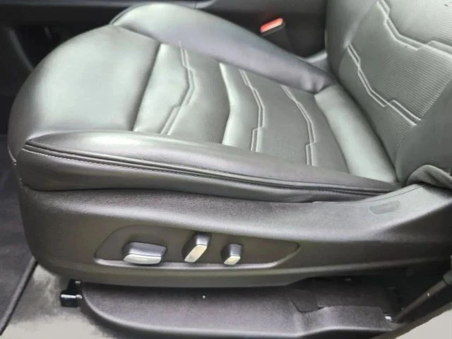 2023 Cadillac XT6 - Image 11 of 29
