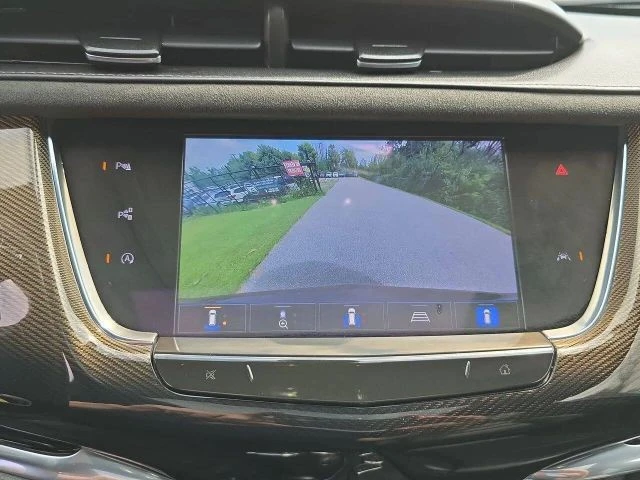 2023 Cadillac XT6 - Image 16 of 29