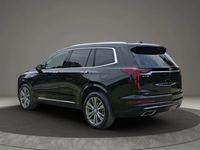 2023 Cadillac XT6 - Image 2 of 29
