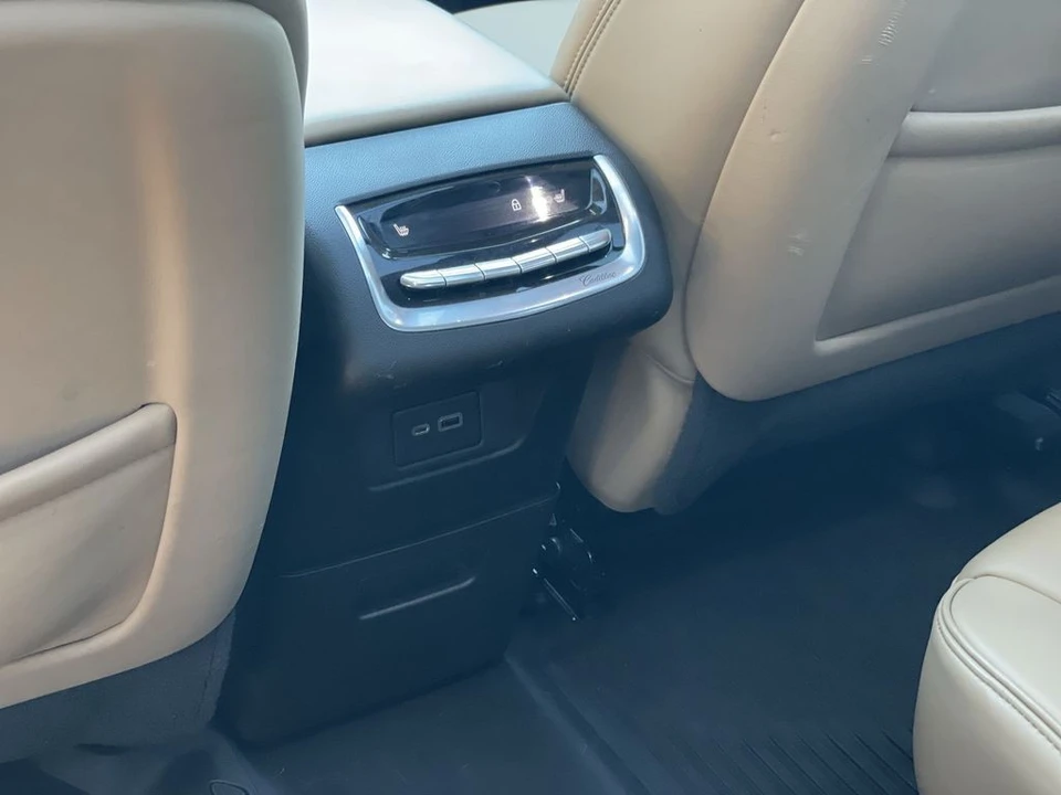2023 Cadillac XT6 - Image 21 of 31