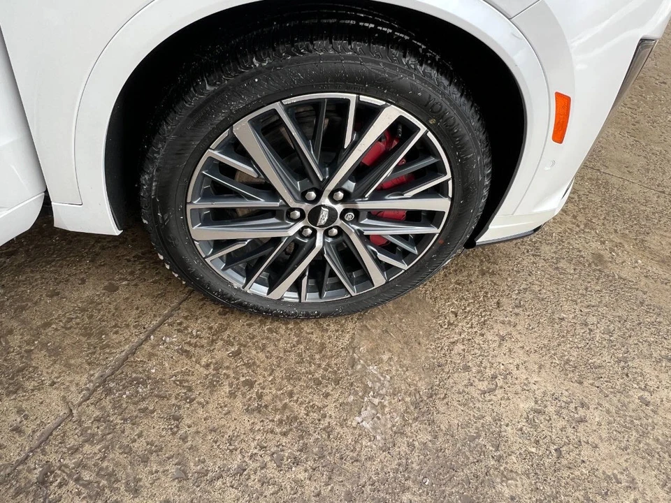 2023 Cadillac XT6 - Image 10 of 21