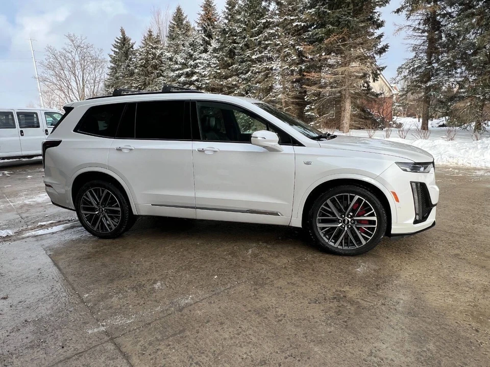 2023 Cadillac XT6 - Image 6 of 21