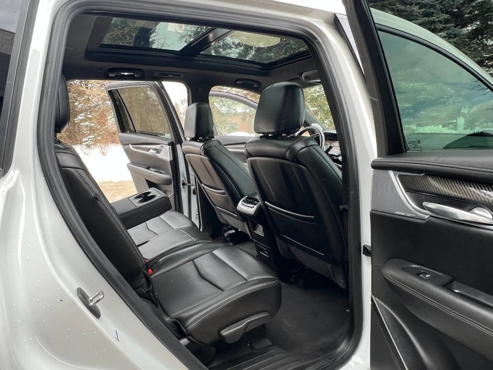 2023 Cadillac XT6 - Image 18 of 21