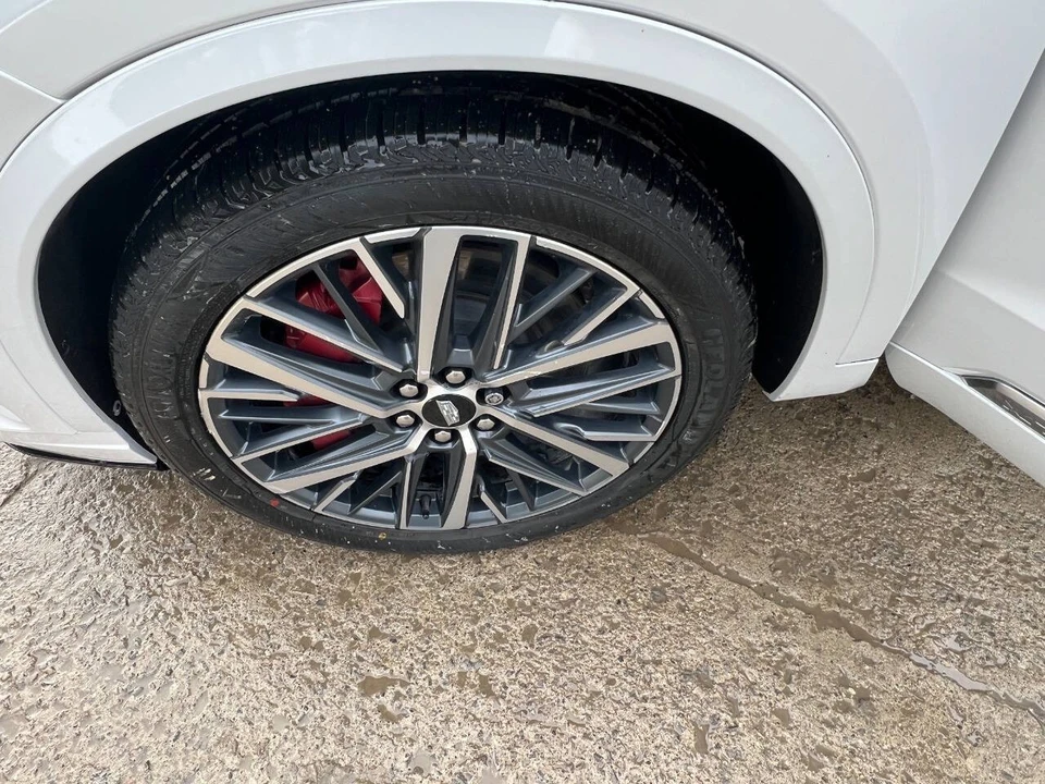 2023 Cadillac XT6 - Image 13 of 21