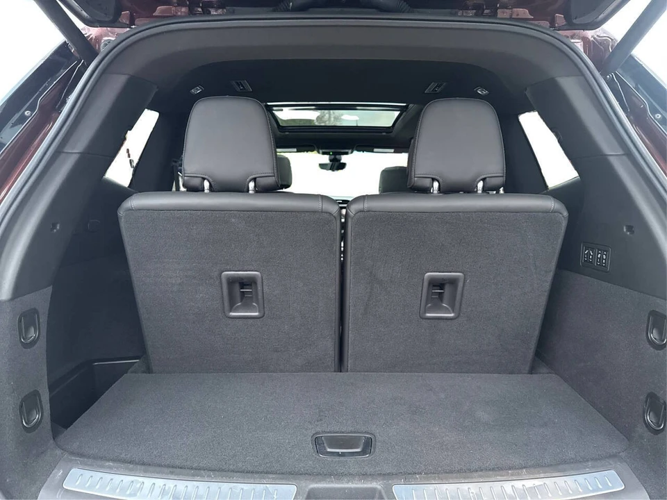 2023 Cadillac XT6 - Image 12 of 21