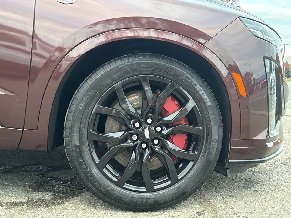 2023 Cadillac XT6 - Image 18 of 21