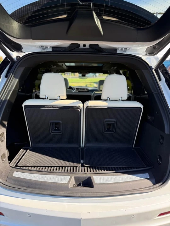 2023 Cadillac XT6 - Image 13 of 20