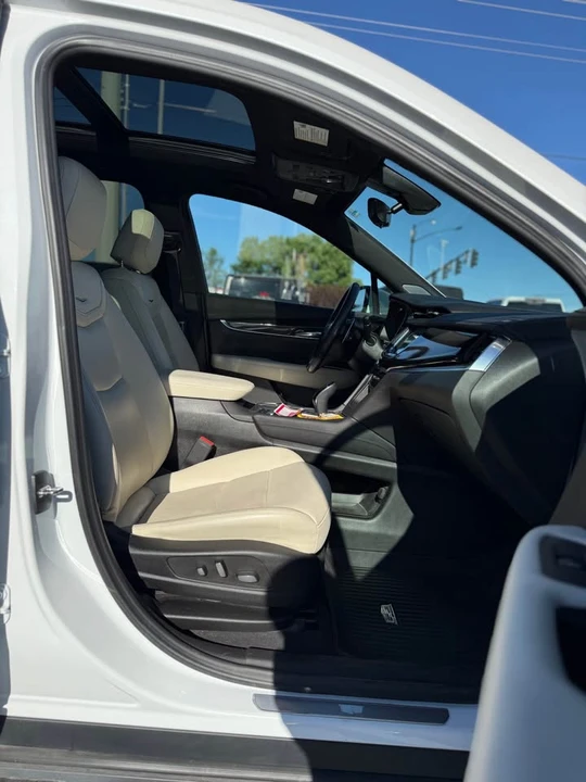 2023 Cadillac XT6 - Image 16 of 20