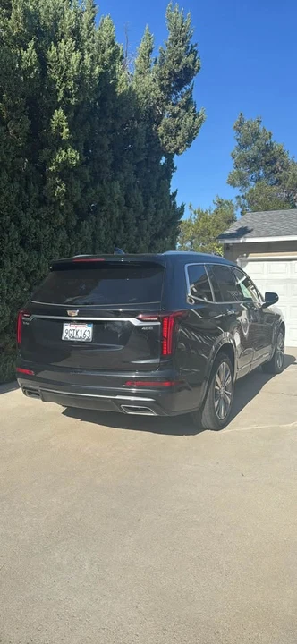 2023 Cadillac XT6 - Image 2 of 2