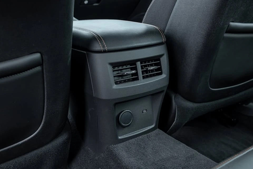 2023 Cadillac CT5-V - Image 17 of 20