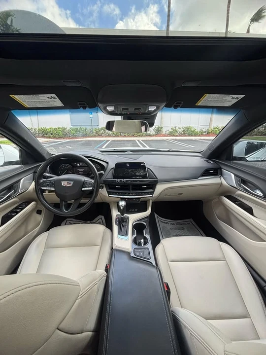 2023 Cadillac CT4 - Image 8 of 11