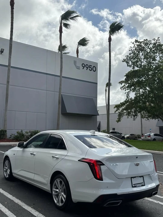 2023 Cadillac CT4 - Image 5 of 11