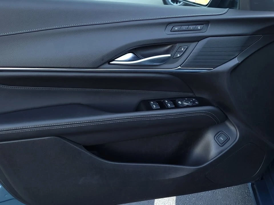 2023 Cadillac CT4 - Image 9 of 19
