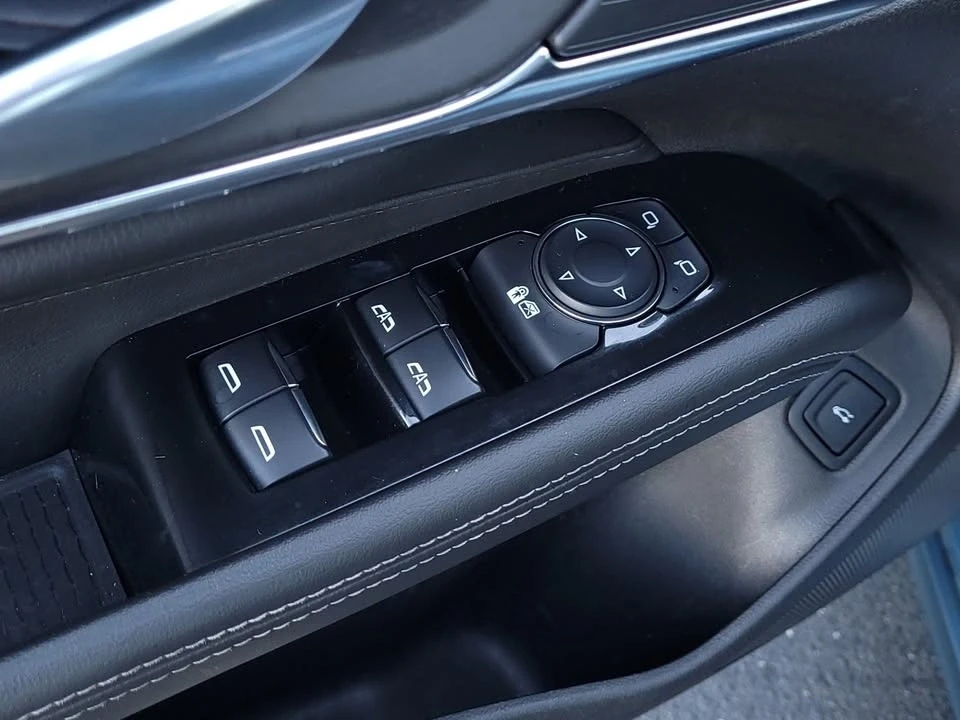 2023 Cadillac CT4 - Image 10 of 19