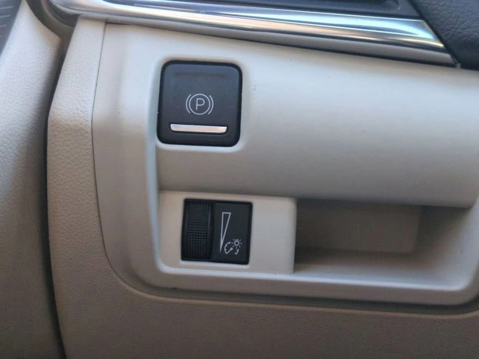 2023 Cadillac CT4 - Image 18 of 20