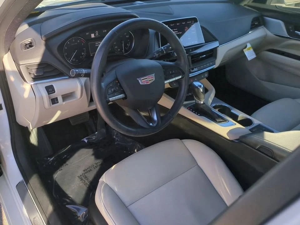 2023 Cadillac CT4 - Image 10 of 20