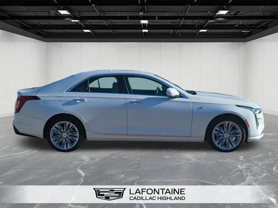 2023 Cadillac CT4 - Image 9 of 20