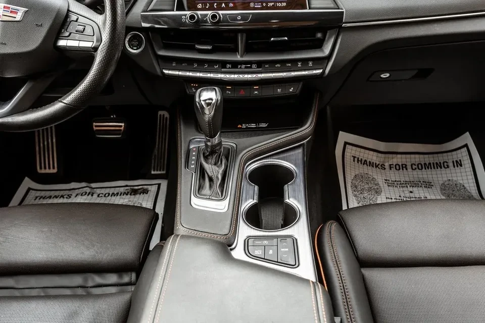 2023 Cadillac CT4 - Image 13 of 16