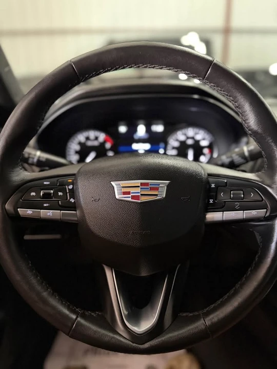 2023 Cadillac CT4 - Image 16 of 19