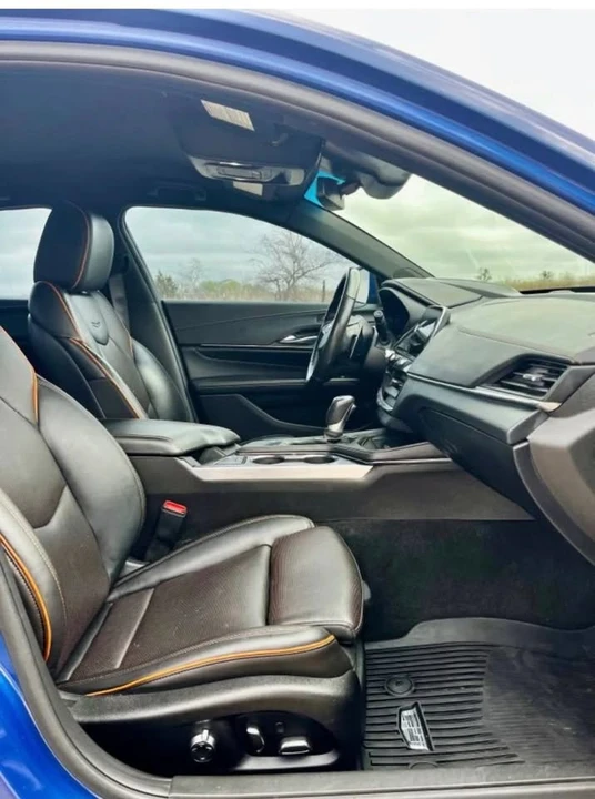 2023 Cadillac CT4 - Image 6 of 13