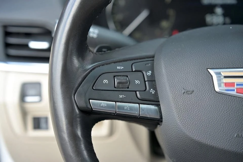 2023 Cadillac CT4 - Image 18 of 20
