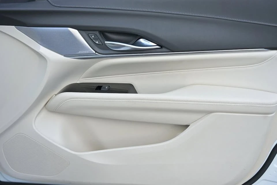 2023 Cadillac CT4 - Image 16 of 20