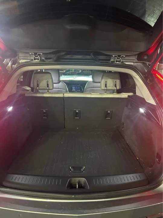 2023 Cadillac CT4 - Image 8 of 10