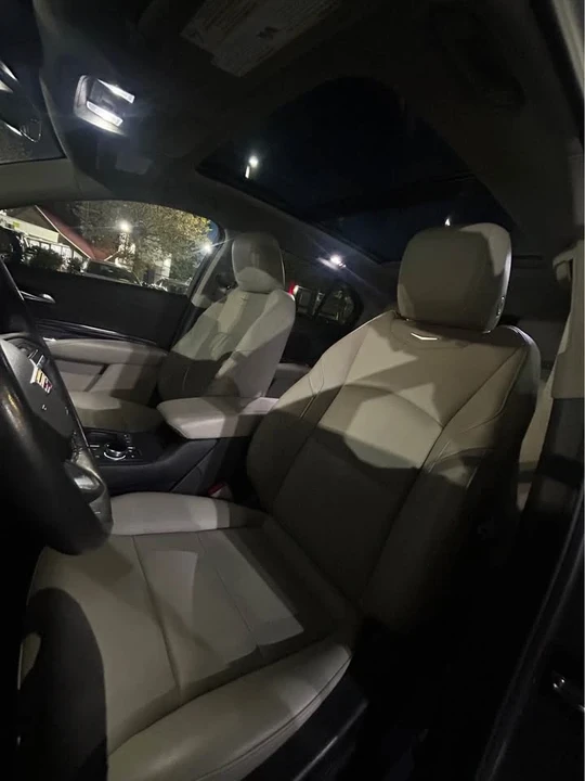 2023 Cadillac CT4 - Image 6 of 10