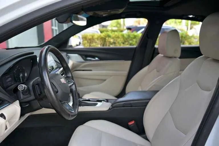 2023 Cadillac CT4 - Image 14 of 20