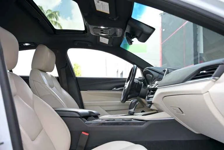 2023 Cadillac CT4 - Image 12 of 20