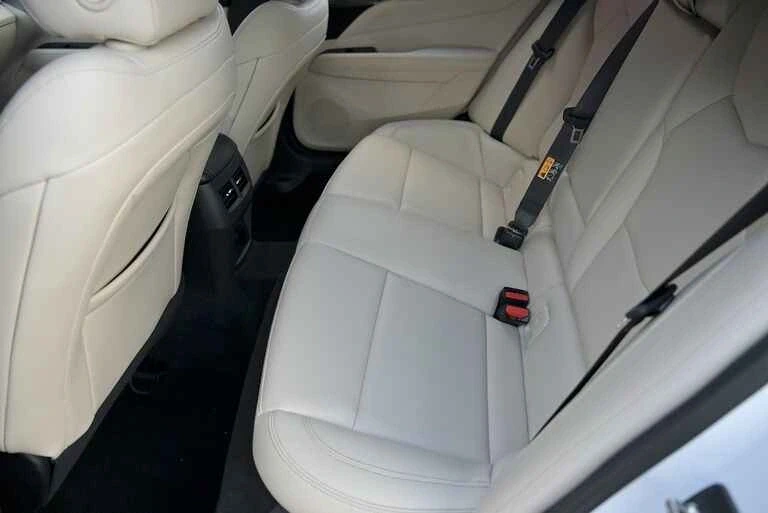 2023 Cadillac CT4 - Image 8 of 20