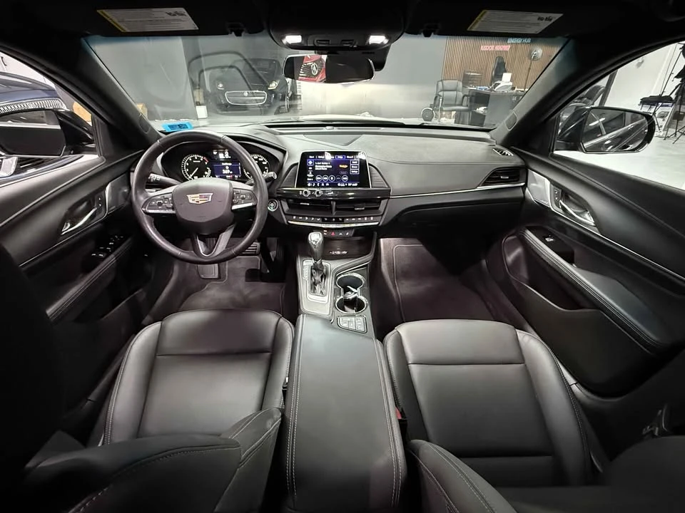 2023 Cadillac CT4 - Image 7 of 10