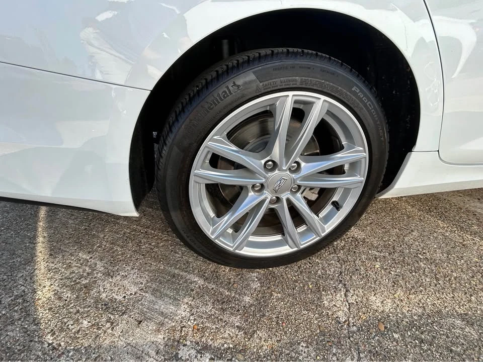 2023 Cadillac CT4 - Image 5 of 17