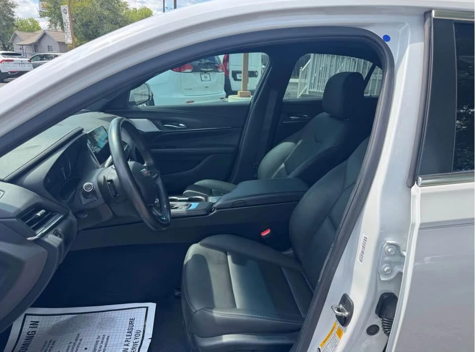 2023 Cadillac CT4 - Image 8 of 12